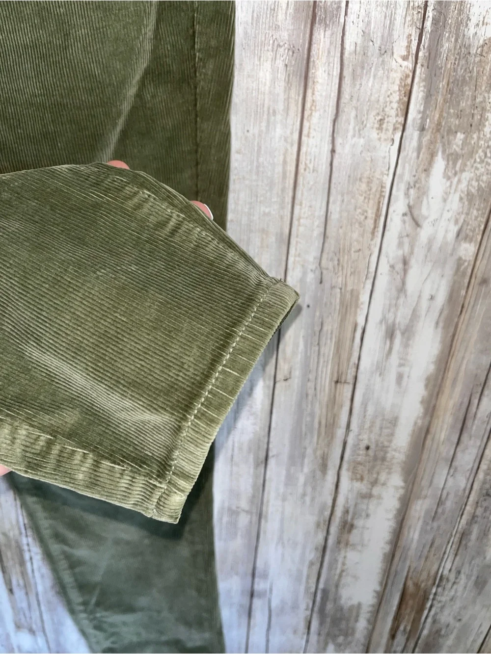 NWT American Eagle Olive Green High Rise Corduroy Jegging Size 12 Long 31W - Picture 5 of 8